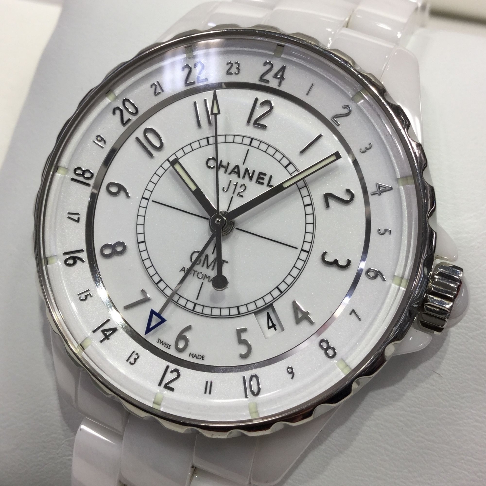 【ＯＨ済み】CHANEL　シャネル　Ｊ12　ＧＭＴ　Ｈ3103　自動巻き　デイト　セラミック　ホワイト　メンズ　腕時計松前R56店