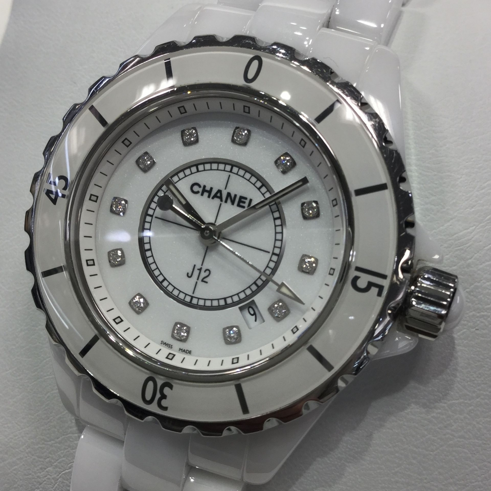 レディースシャネル 腕時計 J12 H1628 レディース 白