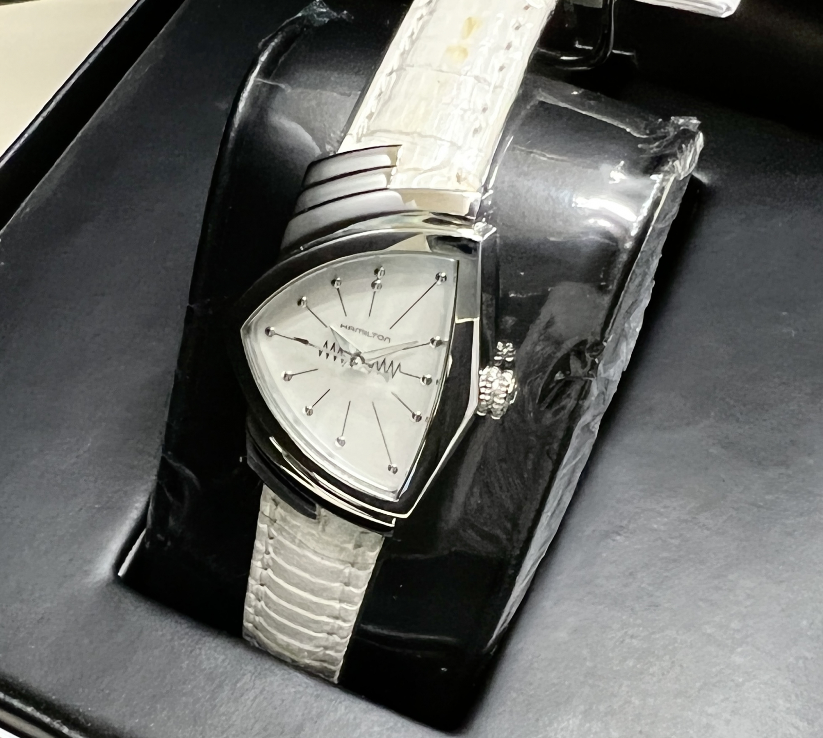 ハミルトン　ベンチュラ　時計　美品  今週限定値下げ！