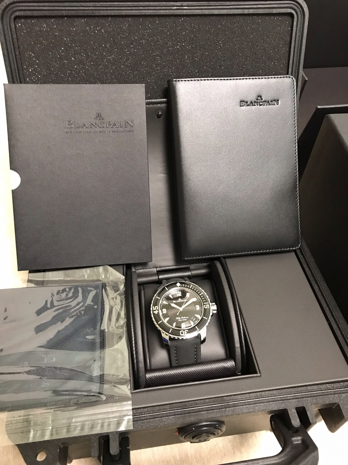 ブランパン Blancpain 5015-1130-52A ブラック メンズ 腕時計