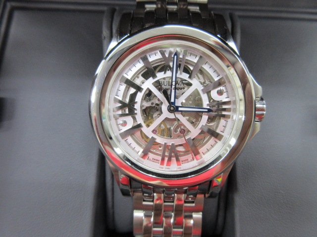 Bulova新品未使用　Bulova アキュスイス 人気モデル メンズ 腕時計